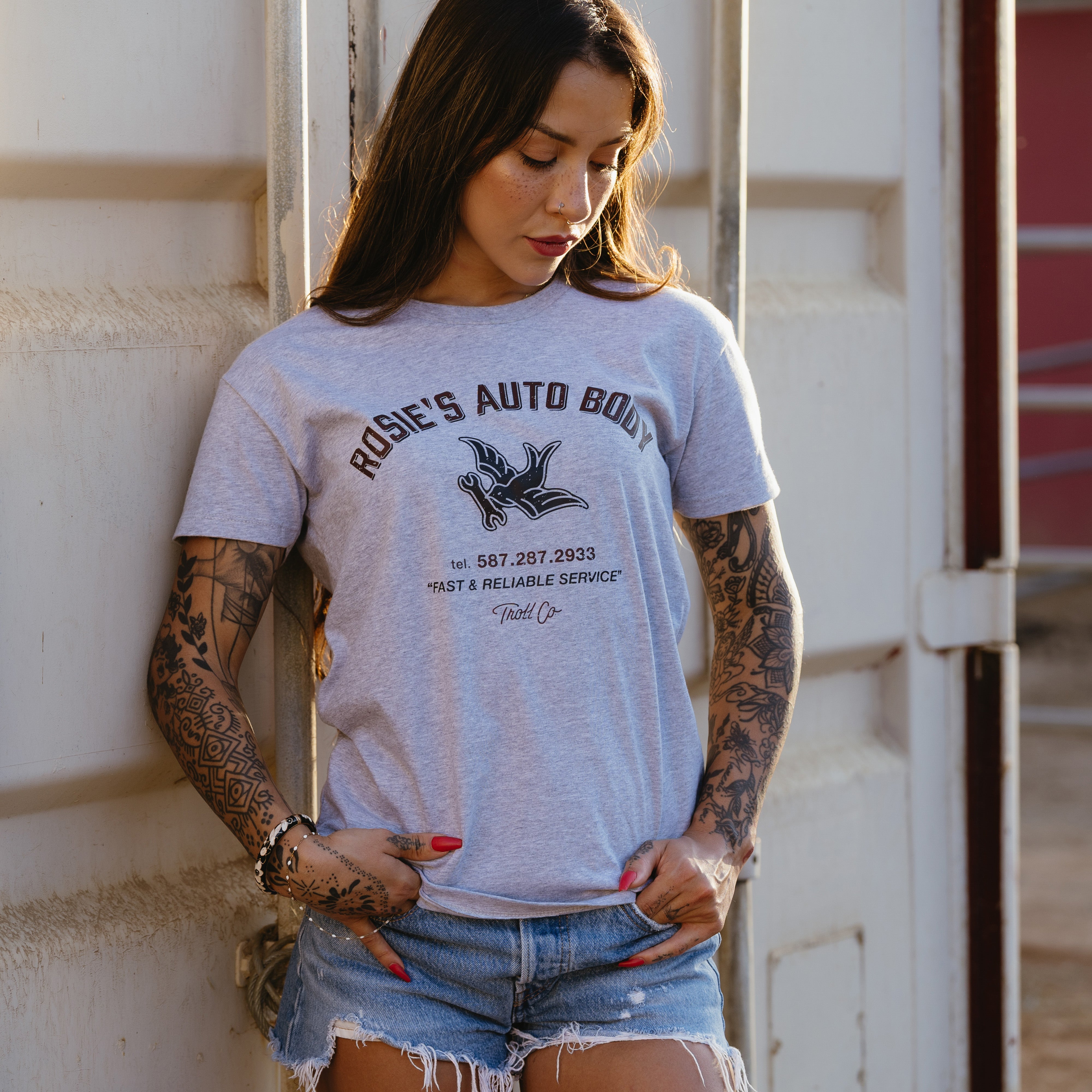 Women's Rosie's Auto Body T-Shirt | Color: Gray Heather