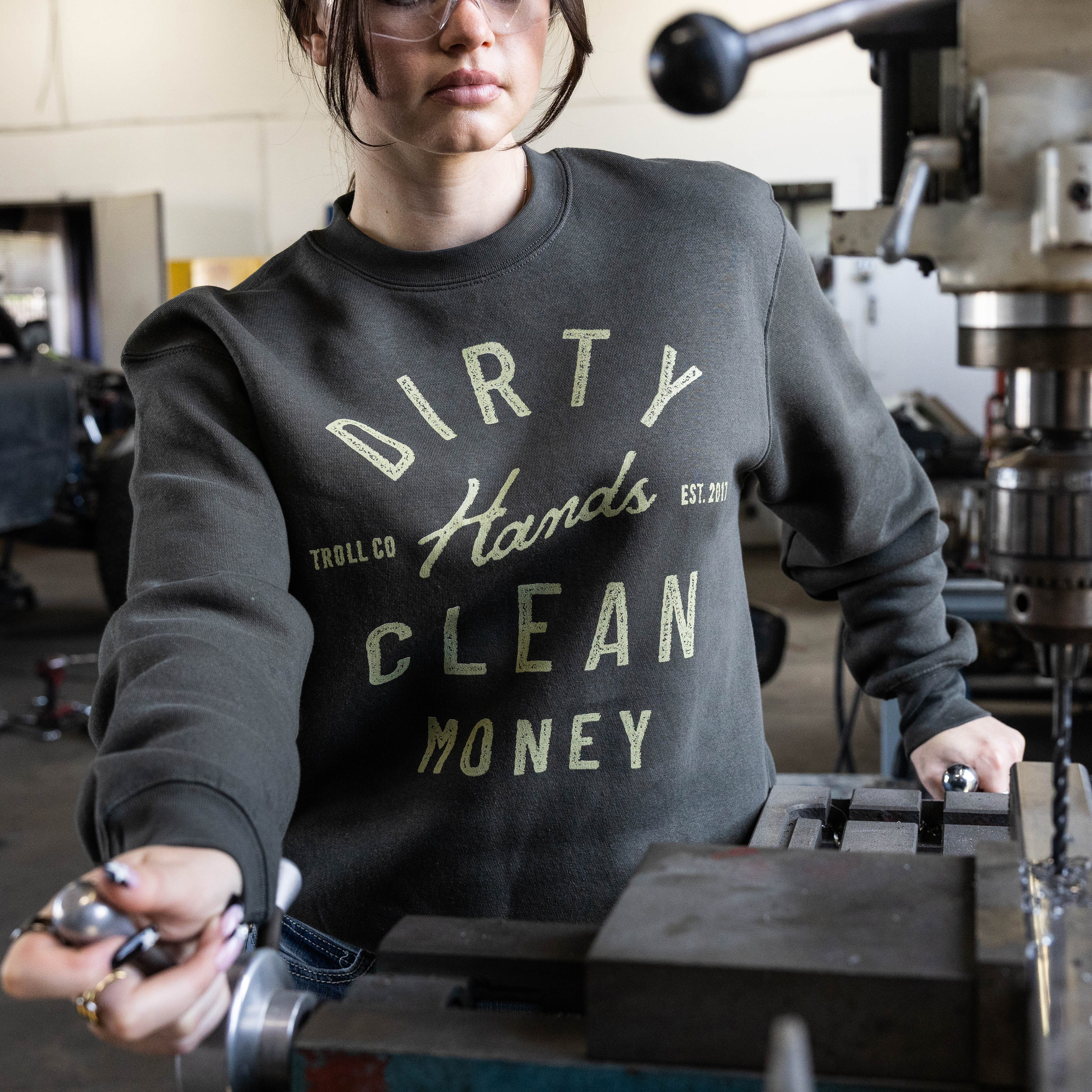 Women's DHCM Juno Crewneck | Color: Tar